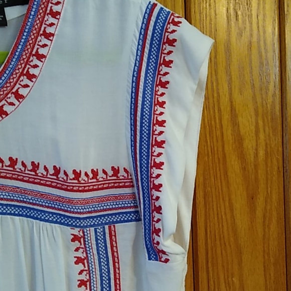 NWOT Fever Embroidered Blouse, Size L - Picture 7 of 10